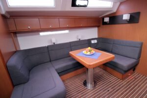 Boat Tour Crete Private – 105 Olives Greece | Luxury Private Experiences