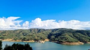 Luxury Boat Trip Crete – 105 Olives Greece | Luxury Private Experiences