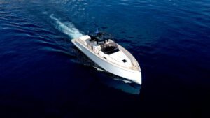 Private Cruise Crete – 105 Olives Greece | Luxury Private Experiences